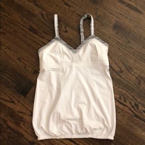 Lululemon white tank top with grey trim. Size 8